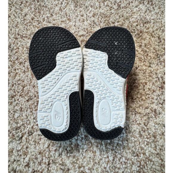 NEW BALANCE, Red Kids/Toddler shoes, size 5 - Picture 6 of 9